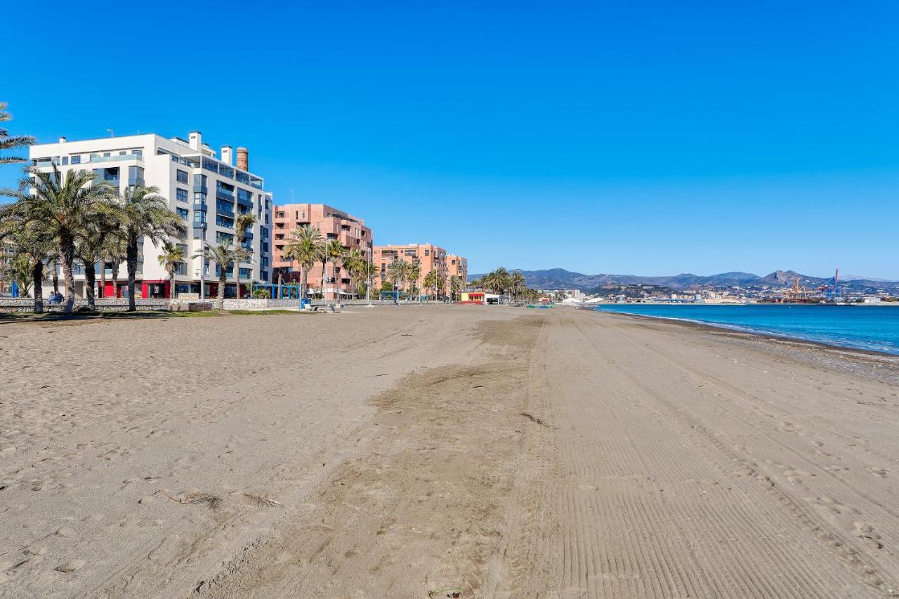 Marina Playa Apartment Malaga Exterior photo